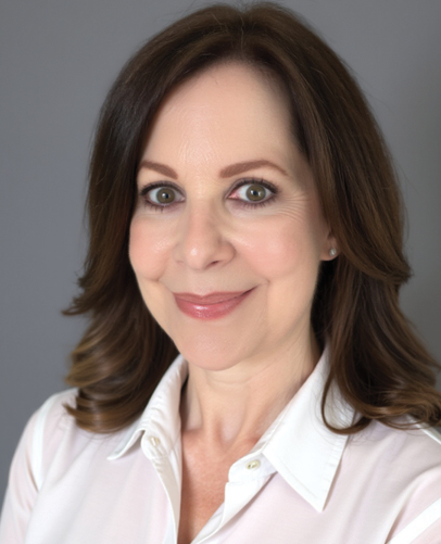 Vicki's Headshot